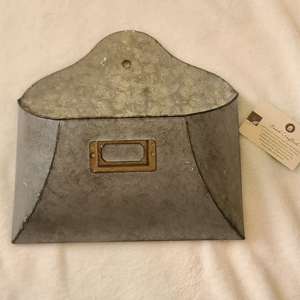 Metal Envelope Decocrated Winter 2019